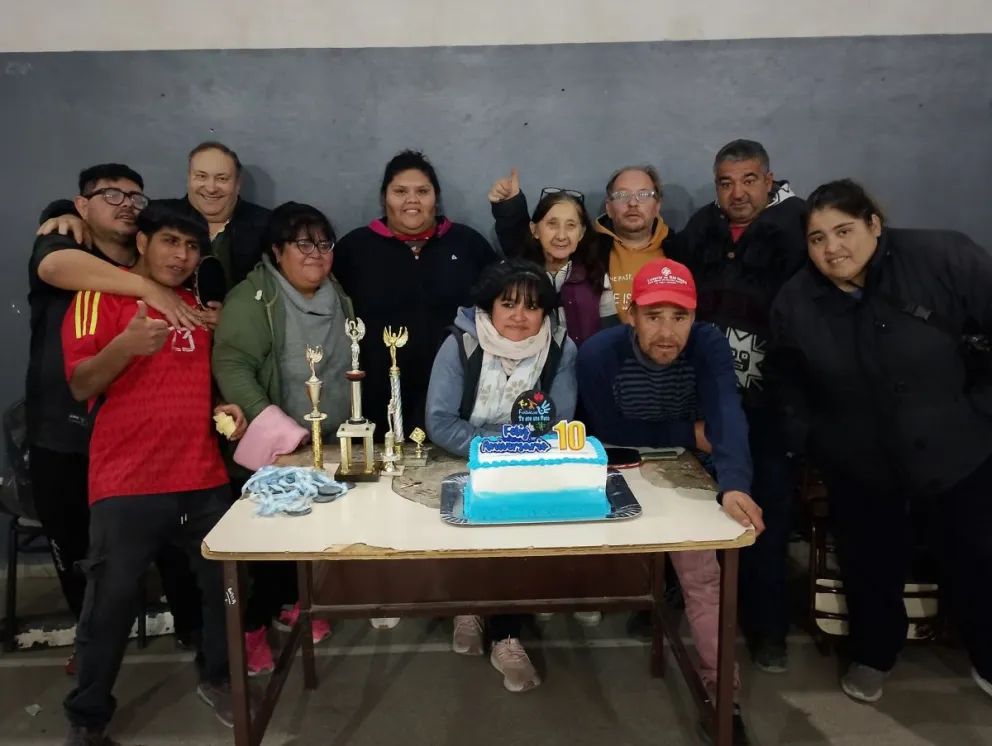 La fundación "Te Doy una Mano" festejó 10 años de trabajo social en Viedma Una década de solidaridad, compromiso e inclusión.